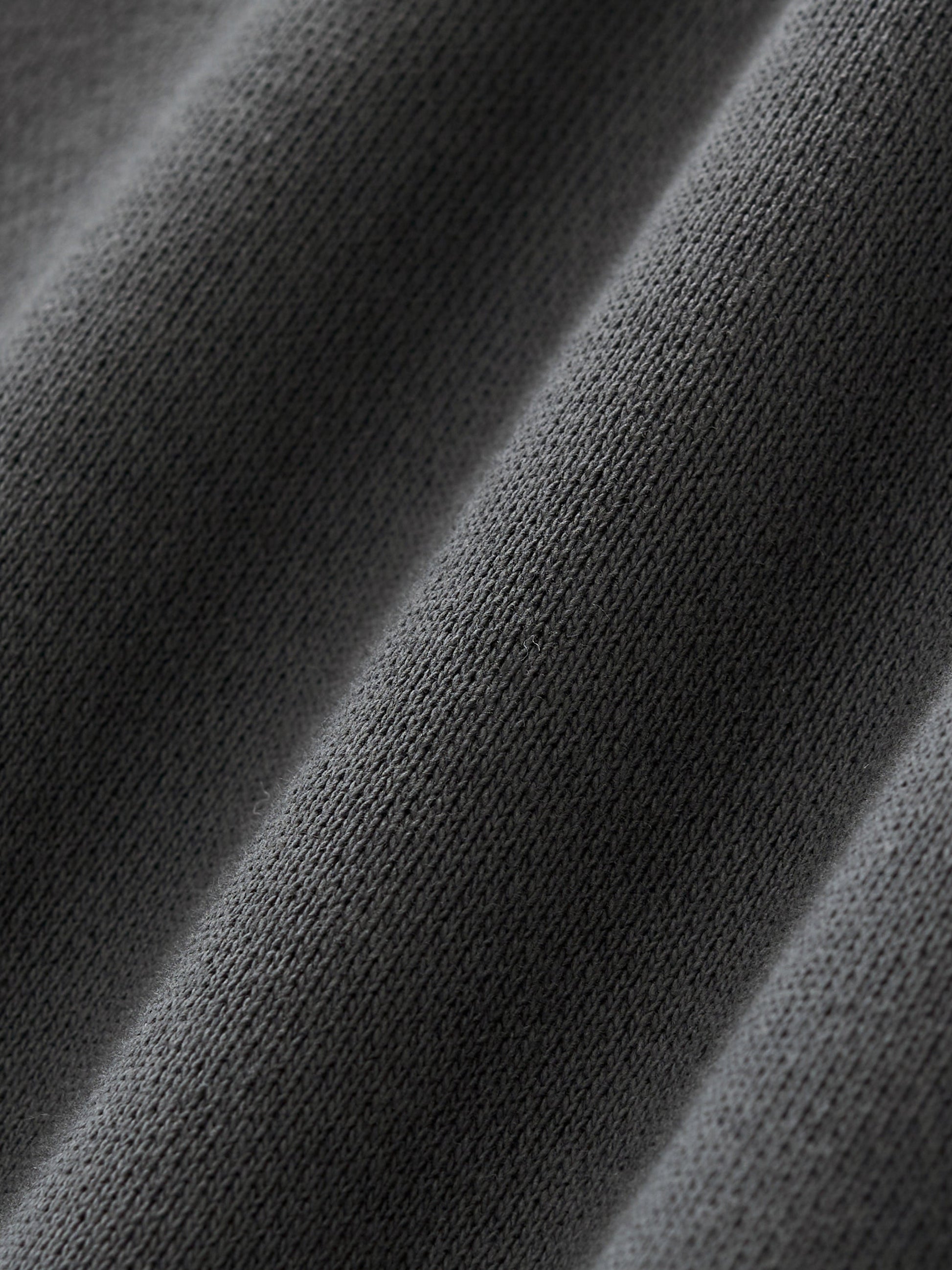 ESSENTIAL SIMPLE HOODIE