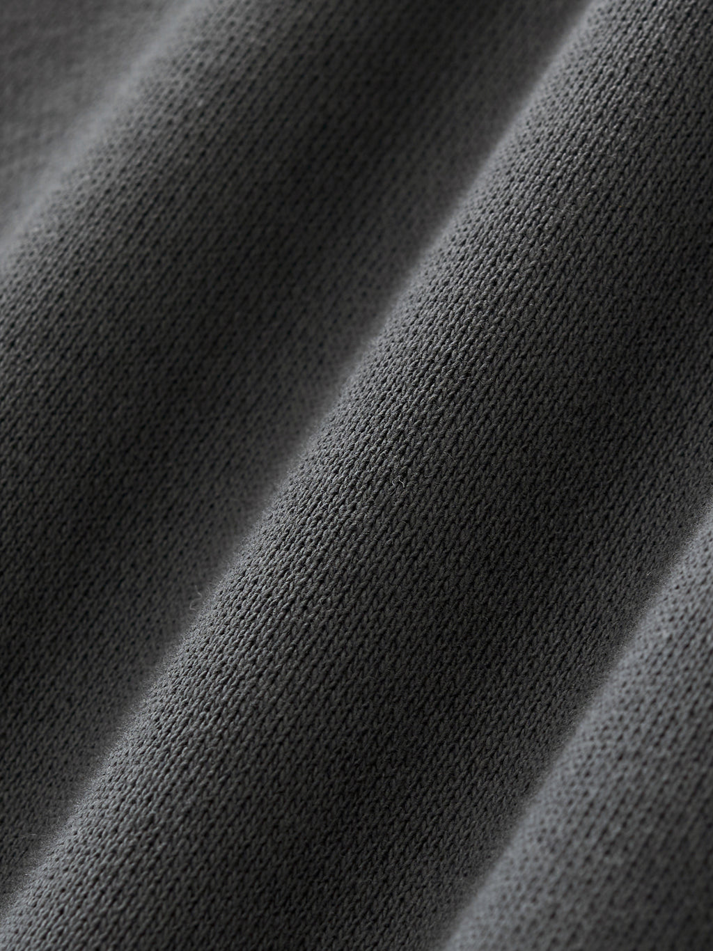 ESSENTIAL SIMPLE HOODIE